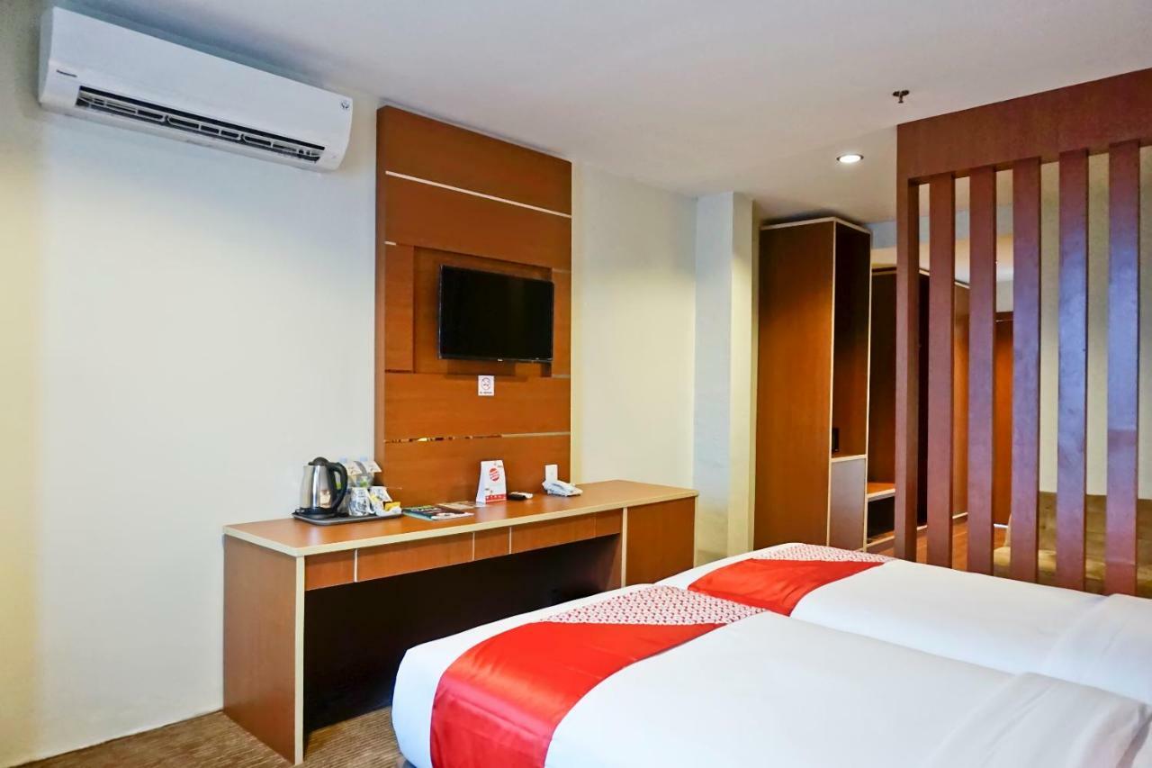 Capital O 847 Megara Hotel Pekanbaru Exteriér fotografie